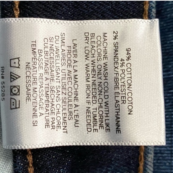 Express NWOT Acid Washed Super High Waisted Mom Jeans - Picture 3 of 5